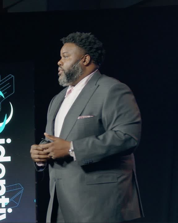 David Lee keynoting at Identiverse